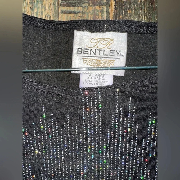 Bentley short sleeve black and sparkling top. EUC size XL Party, New Years - Picture 5 of 5